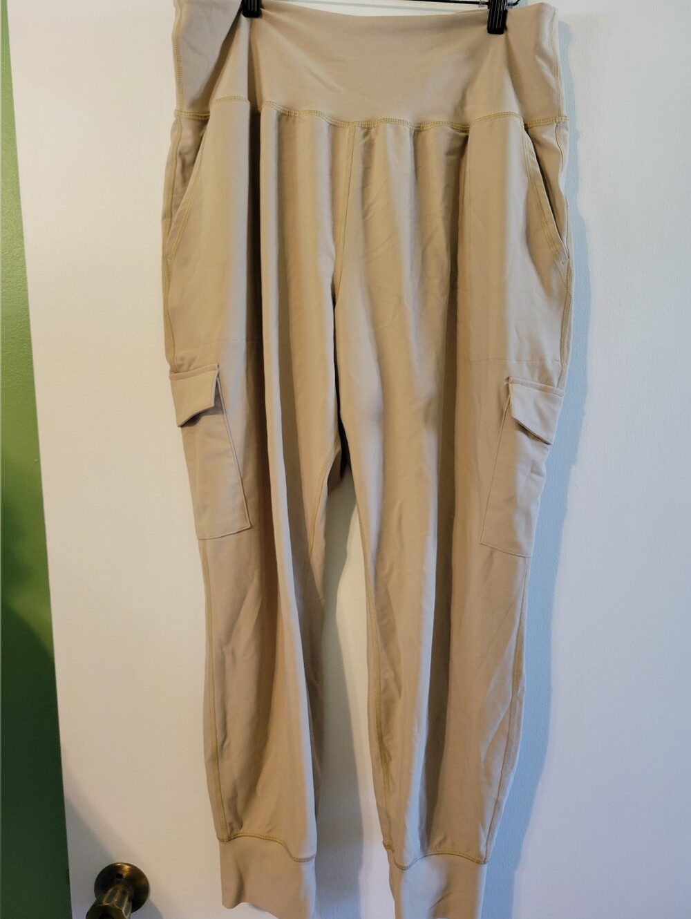 High-Rise Jogger